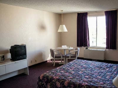 Spacious king size room at Nevada Landing